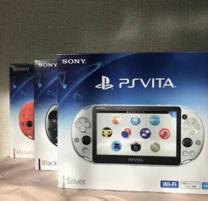 קנייה מהירה - לגיימרים קונסולות למשחקי וידאו    PS Vita PCH-2000 Sony Playstation Various colors Good condition Used JAPAN